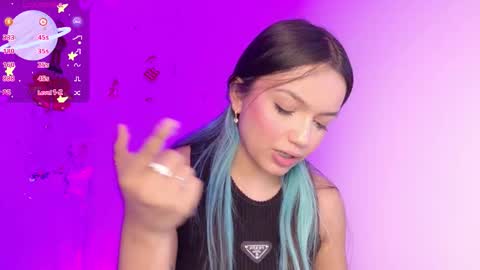 Tiana Le online show from January 14, 11:31 pm