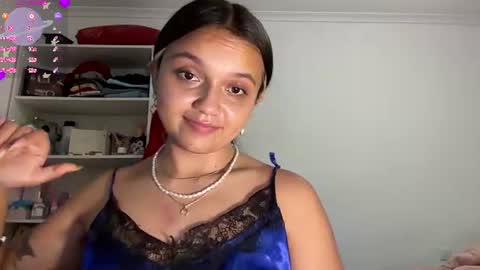 Tiana Le online show from July 11, 11:24 am