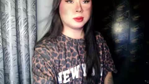 arianna tiara online show from November 18, 9:03 am