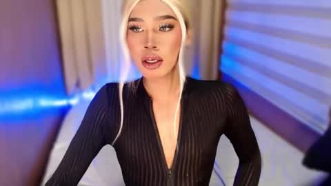 Sam online show from October 2, 8:10 am