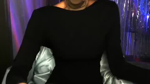 Tiara online show from February 6, 8:02 pm