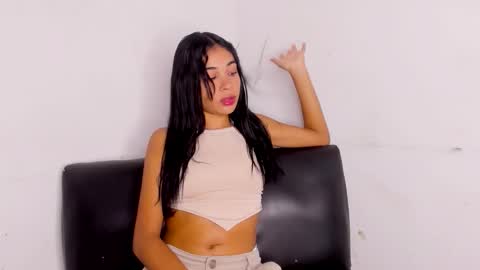 tibustream online show from February 3, 11:32 pm