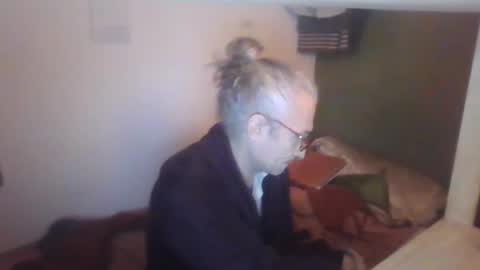 Snapshot of tiddles12345 chatting on February 22, 3:51 am tiddles12345 online show from February 22, 3:51 am