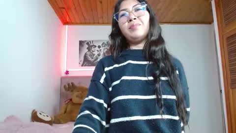 Snapshot of tifanny_squirt chatting on December 3, 4:42 am Tifanny online show from December 3, 4:42 am