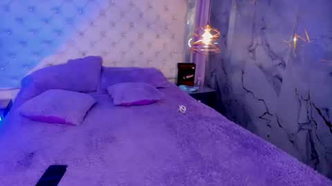 Tifanny y Vale online show from July 6, 3:03 pm