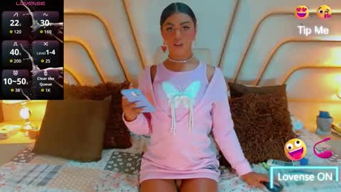 Snapshot of tifannysexy69 chatting on October 25, 5:15 am Tifannysexy69 online show from October 25, 5:15 am