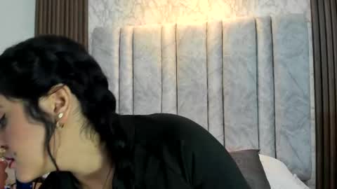 Tiff3 online show from October 6, 8:06 pm