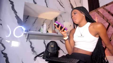 Tifanny online show from December 22, 6:38 pm