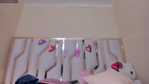    online show from February 21, 11:43 pm