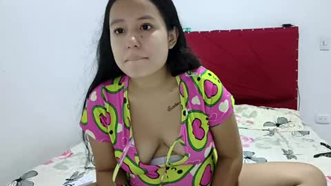tifany_peres online show from July 13, 12:24 am