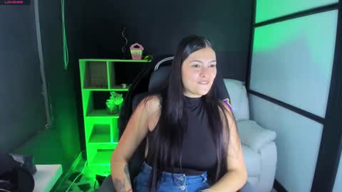       online show from March 8, 8:46 pm