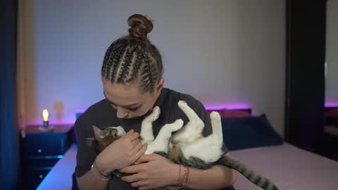 Tiffany online show from February 3, 9:20 pm