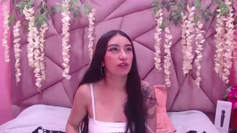 TIFANI online show from December 4, 7:39 am