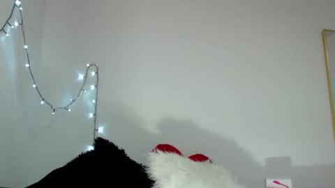 TIFANI online show from March 11, 5:16 am