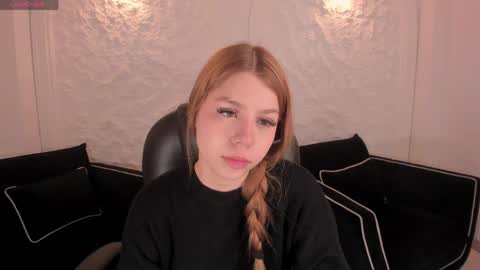 Snapshot of tiffannysins chatting on April 14, 4:18 am Tiffanny Sins online show from April 14, 4:18 am