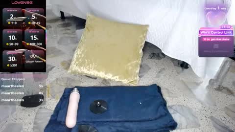 tiffany online show from March 1, 12:39 am