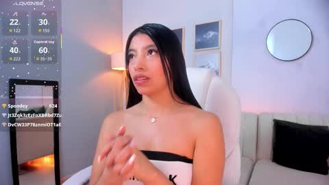 tiffany_low online show from November 15, 11:29 am