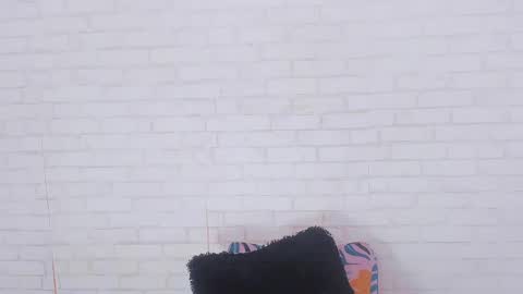 tiffany_mendez online show from December 28, 12:03 pm
