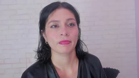 tiffany_mendez online show from January 21, 3:21 pm