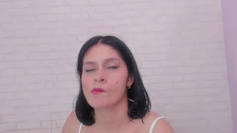 tiffany_mendez online show from February 22, 6:19 pm