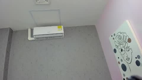 tiffany_mendez online show from November 6, 12:06 pm