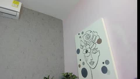 tiffany_mendez online show from February 23, 12:02 pm