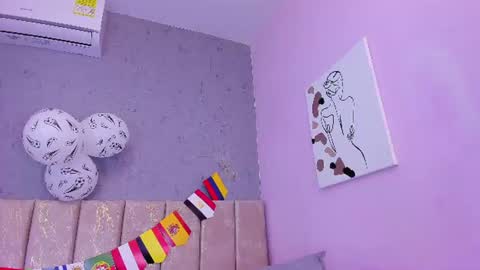 tiffany_mendez online show from June 22, 12:02 pm