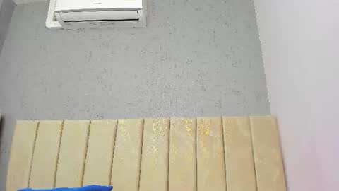 tiffany_mendez online show from July 20, 12:18 pm