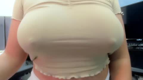 tiffany theressa online show from January 4, 8:16 pm