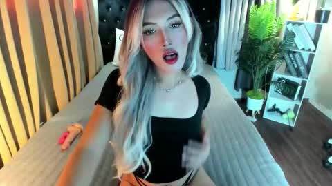 tiffany online show from September 29, 11:53 pm