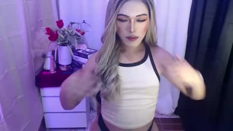 tiffany online show from February 8, 7:50 pm