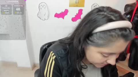 TiffanyAmazing online show from October 9, 12:58 pm