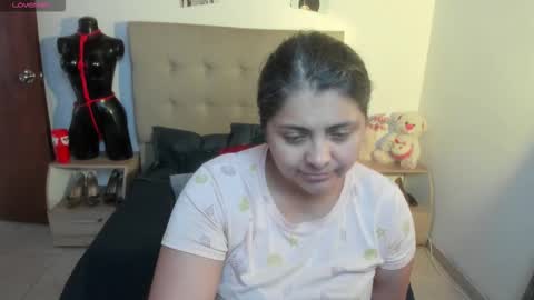 TiffanyAmazing online show from January 12, 1:05 pm