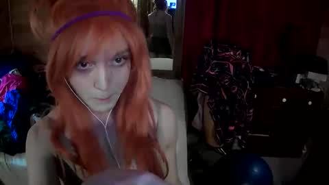 Snapshot of tiffanycase384727 chatting on March 10, 10:53 am tiffanycase384727 online show from March 10, 10:53 am