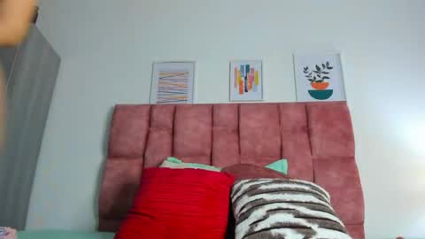 Tifanny Fox online show from May 1, 9:03 am