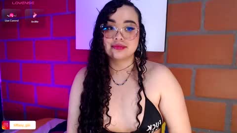 TiffanyGiil NEW ACCOUNT  online show from January 26, 5:56 am