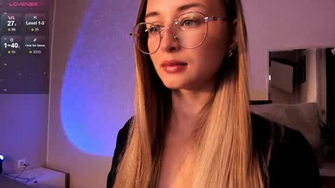 Tiffany online show from September 15, 12:27 pm