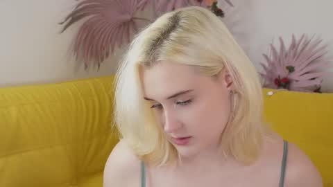 tiffanyjons online show from October 29, 5:36 pm