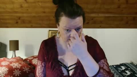 TiffanyMature online show from November 25, 3:23 pm