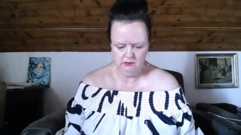 TiffanyMature online show from July 24, 9:29 am