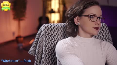 tiffanyriox online show from February 5, 5:52 am