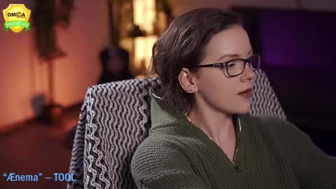 tiffanyriox online show from March 1, 5:52 am