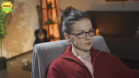 tiffanyriox online show from February 28, 1:50 am