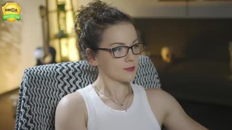 tiffanyriox online show from June 9, 11:49 pm
