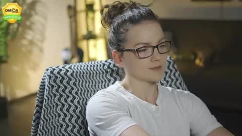 tiffanyriox online show from June 13, 12:41 am
