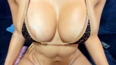 Tiffany online show from November 17, 3:18 pm