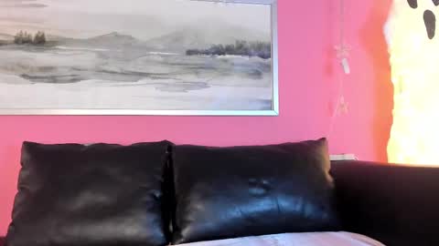 Stefany Suarez online show from October 9, 8:51 pm