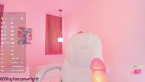 Snapshot of tiffanywright_ chatting on October 28, 10:52 am Tiffany online show from October 28, 10:52 am