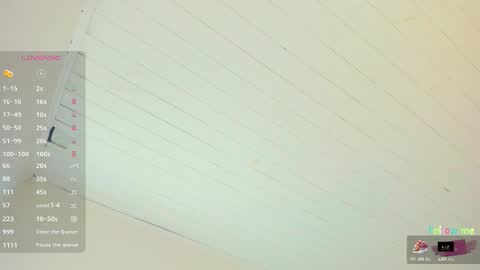 Snapshot of tiffanywright_ chatting on November 2, 1:13 pm Tiffany online show from November 2, 1:13 pm