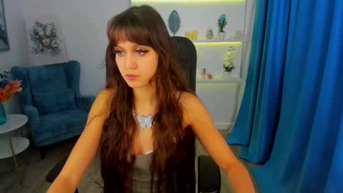 Snapshot of tiffanyyoun chatting on November 27, 8:33 pm tiffanyyoun online show from November 27, 8:33 pm